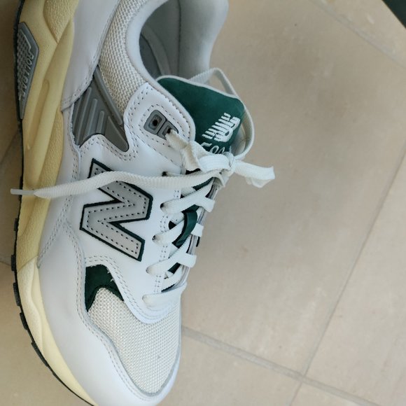 Dad Shoes - New Balance / Men's Size 8 (Like New In Box) - Picture 5 of 5